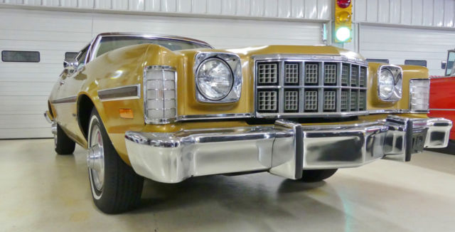 1974 Ford Torino Elite - photo 3