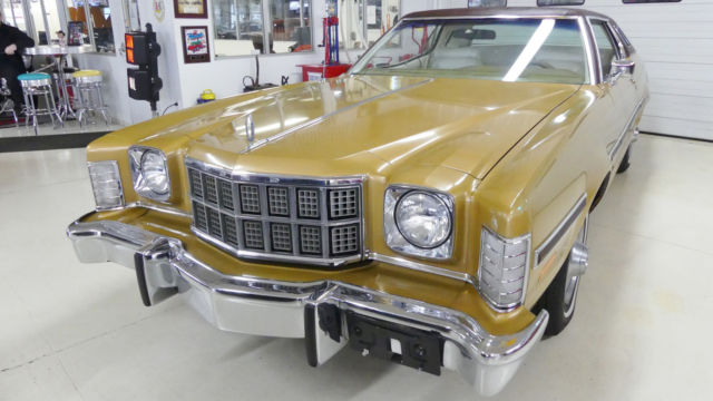 1974 Ford Torino Elite - photo 5
