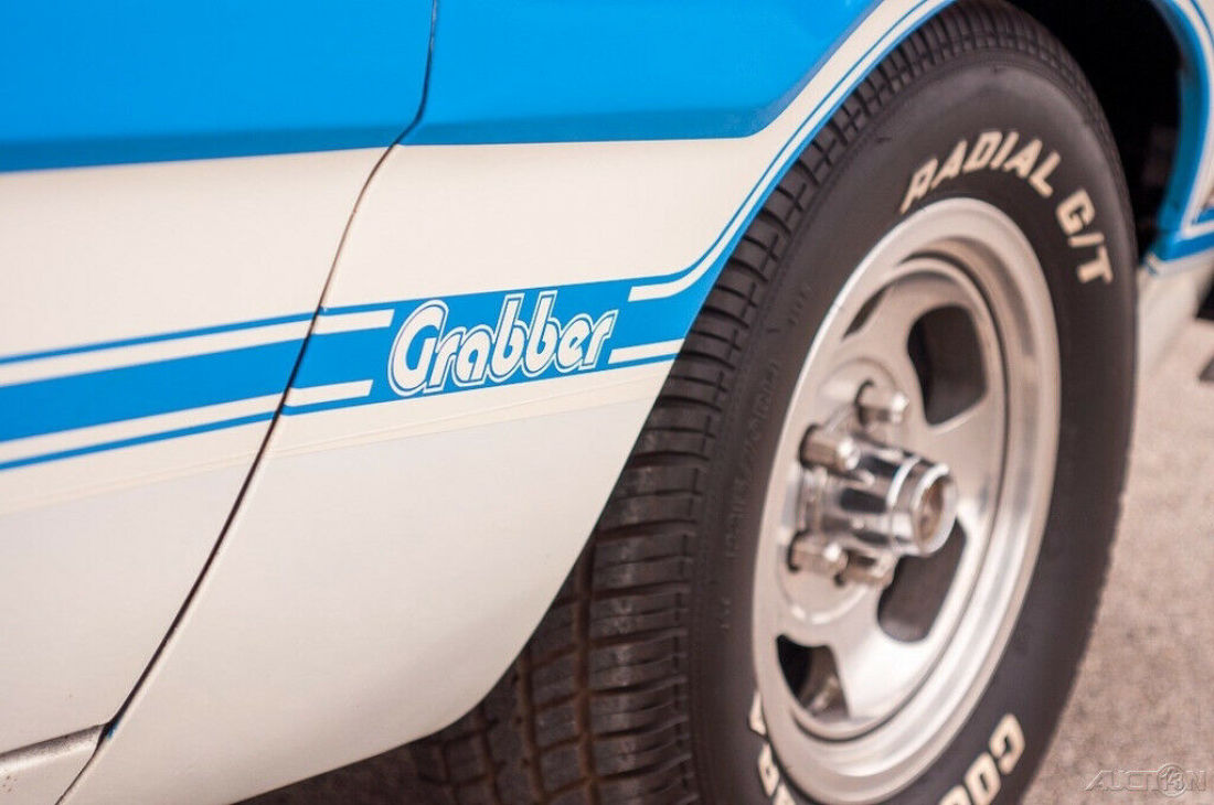 1974 Ford Maverick Sedan - photo 13