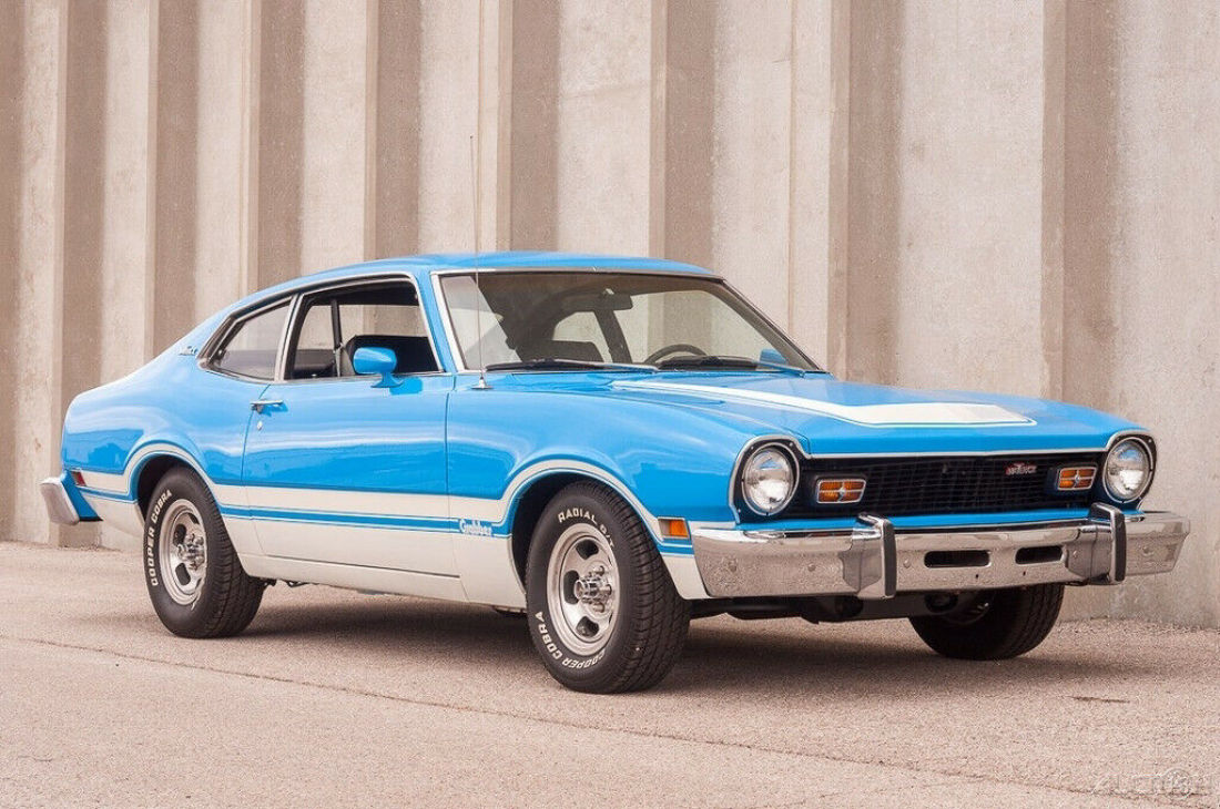 1974 Ford Maverick Sedan - photo 2