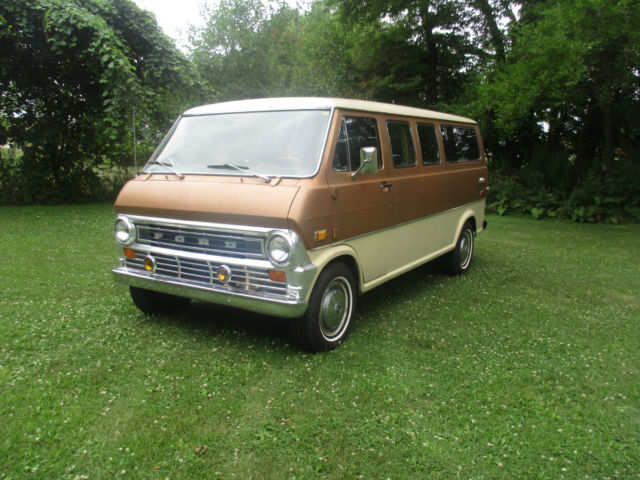 1974 Ford Van Club Wagon Chateau 1974 Ford Van Club Wagon Chateau