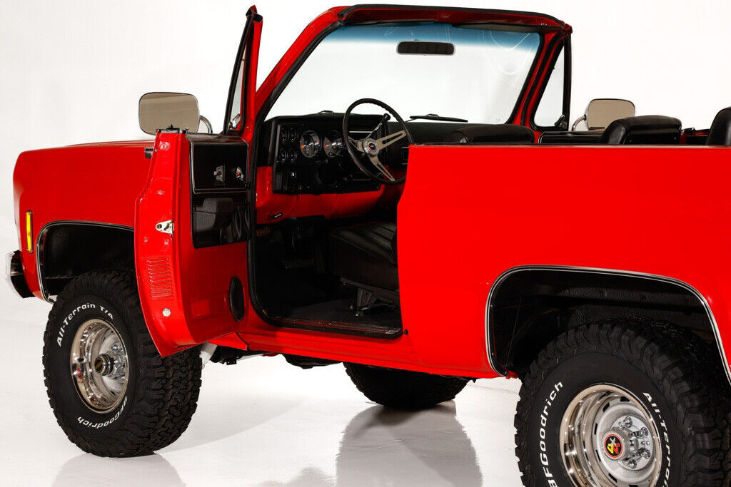 1974 GMC Jimmy Blazer 350 4x4 PS PB, New BFGS - photo 11