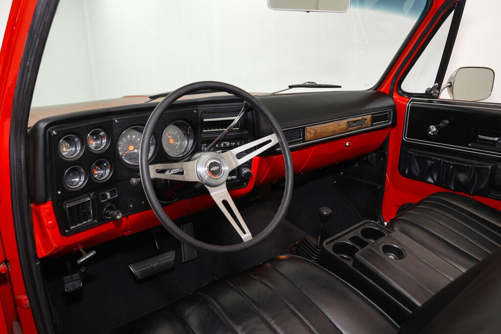 1974 GMC Jimmy Blazer 350 4x4 PS PB, New BFGS - photo 12