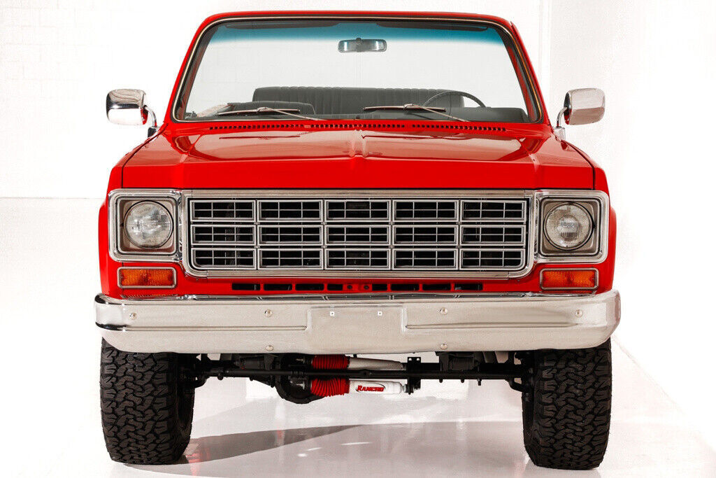 1974 GMC Jimmy Blazer 350 4x4 PS PB, New BFGS - photo 6
