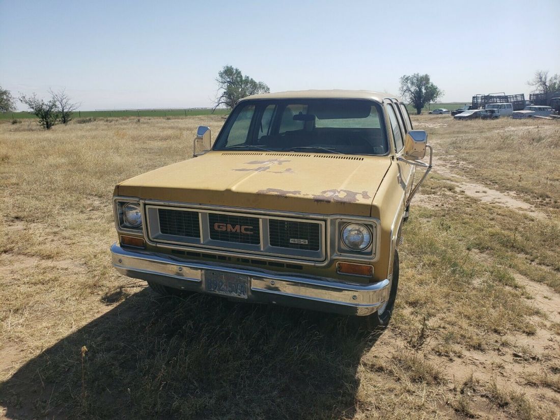 1974 GMC Suburban Sierra Grande - photo 2