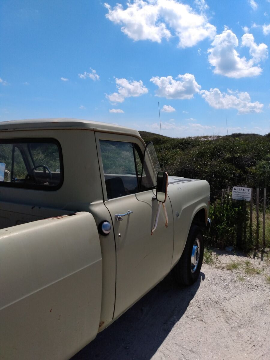 1974 International Harvester 1/2 Ton Pickup - photo 4