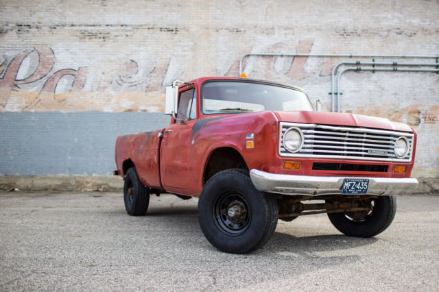 1974 International D200 Pickup - Red 4wd - SCOUT IHC Binder Beast 1210 1974 International Harvester D200