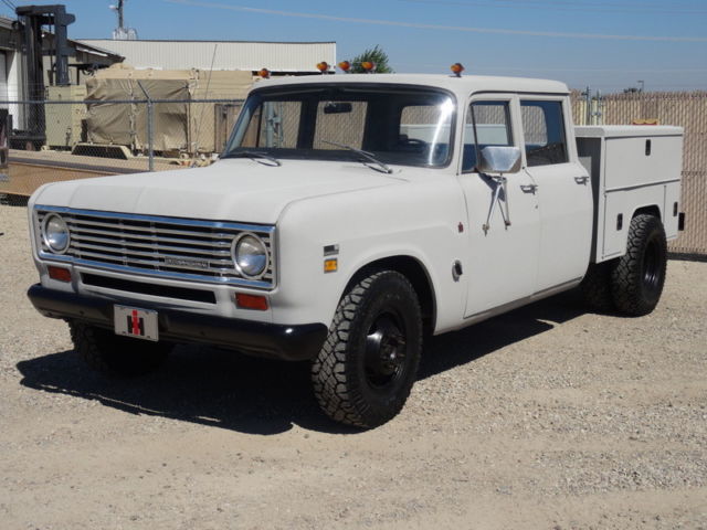 1974 International Harvester Travelette, 200, Factory Dually, Rare condition 1974 International Harvester Travelette Travelette 200