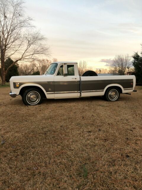 1974 International Harvester 100 - photo 5