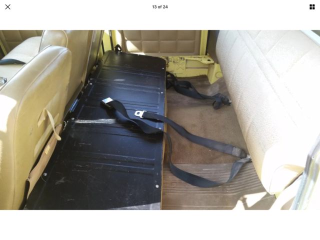 1974 International Harvester Travelall 200 4x4 - photo 8