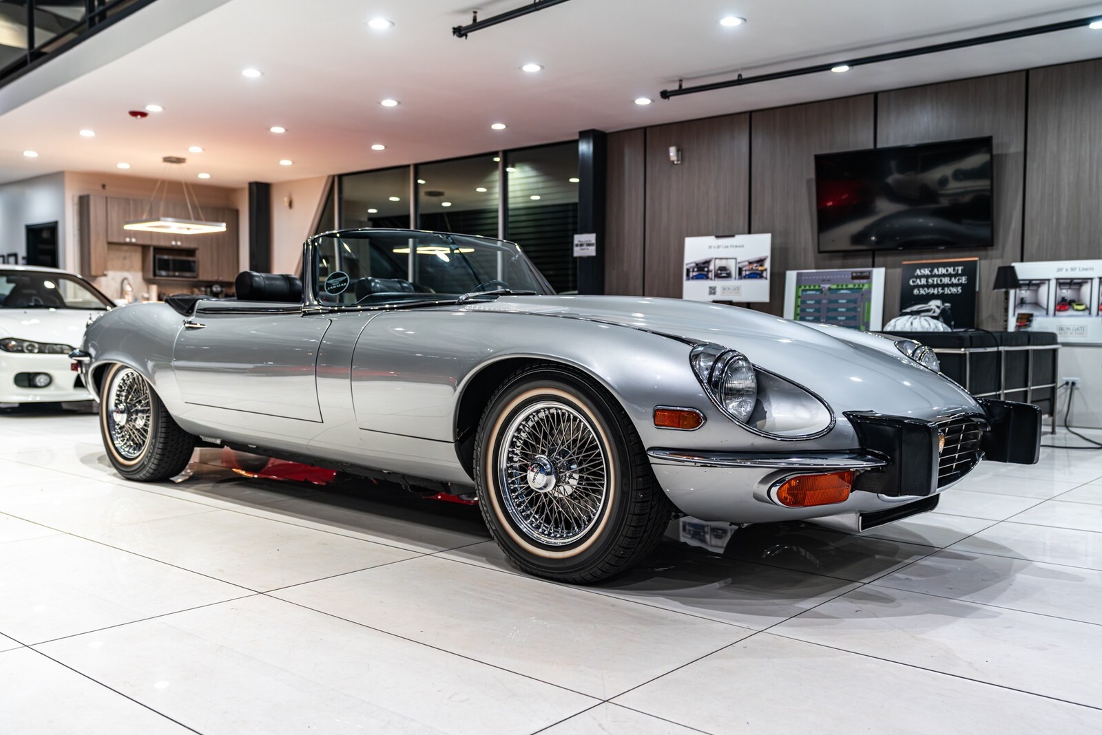 1974 Jaguar E-Type Series III Numbers Matching! 11k Original Miles! J - photo 5