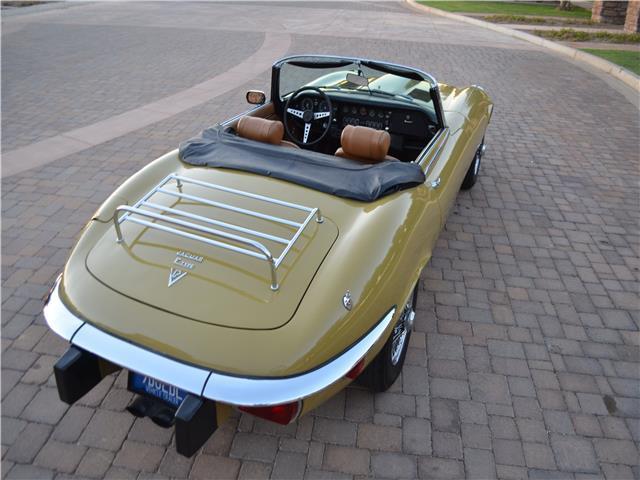 1974 Jaguar E-Type V12 Roadster Convertible - photo 11