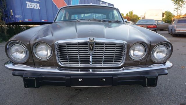 1974 Jaguar XJ12L Delux - photo 3