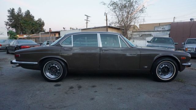 1974 Jaguar XJ12L Delux - photo 8