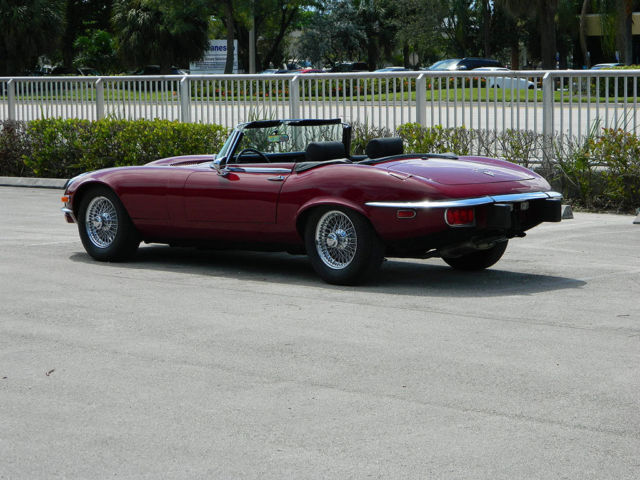 1974 Jaguar E-Type XKE V-12 SERIES III ROADSTER - photo 2