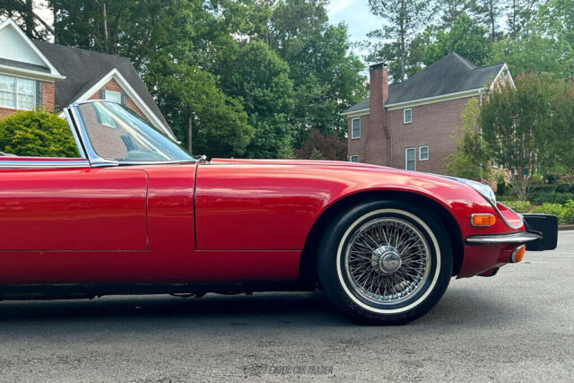 1974 Jaguar XK V12 Series III E-Type Roadster - photo 11