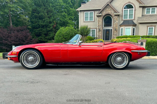 1974 Jaguar XK V12 Series III E-Type Roadster - photo 3