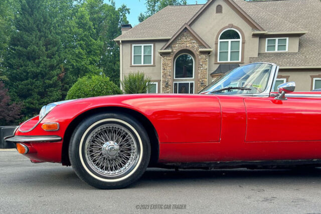 1974 Jaguar XK V12 Series III E-Type Roadster - photo 4