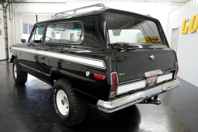 1974 Jeep Cherokee SJ 4WD - photo 4