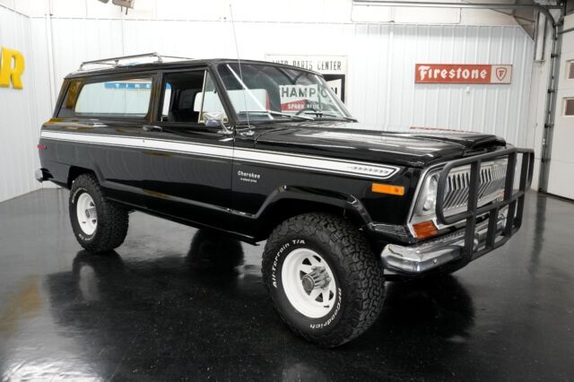 1974 Jeep Cherokee SJ 4WD - photo 8