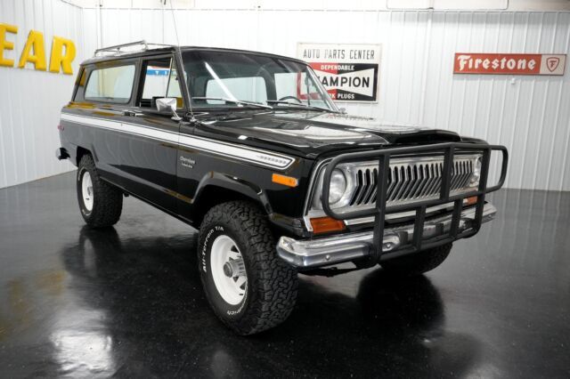 1974 Jeep Cherokee SJ 4WD - photo 9