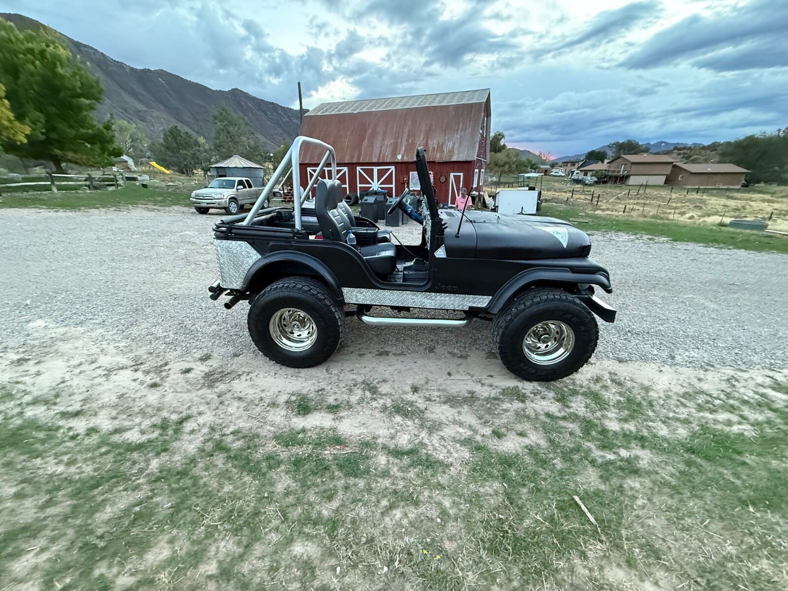 1974 Jeep CJ Carbon black body with diamond plating - photo 4