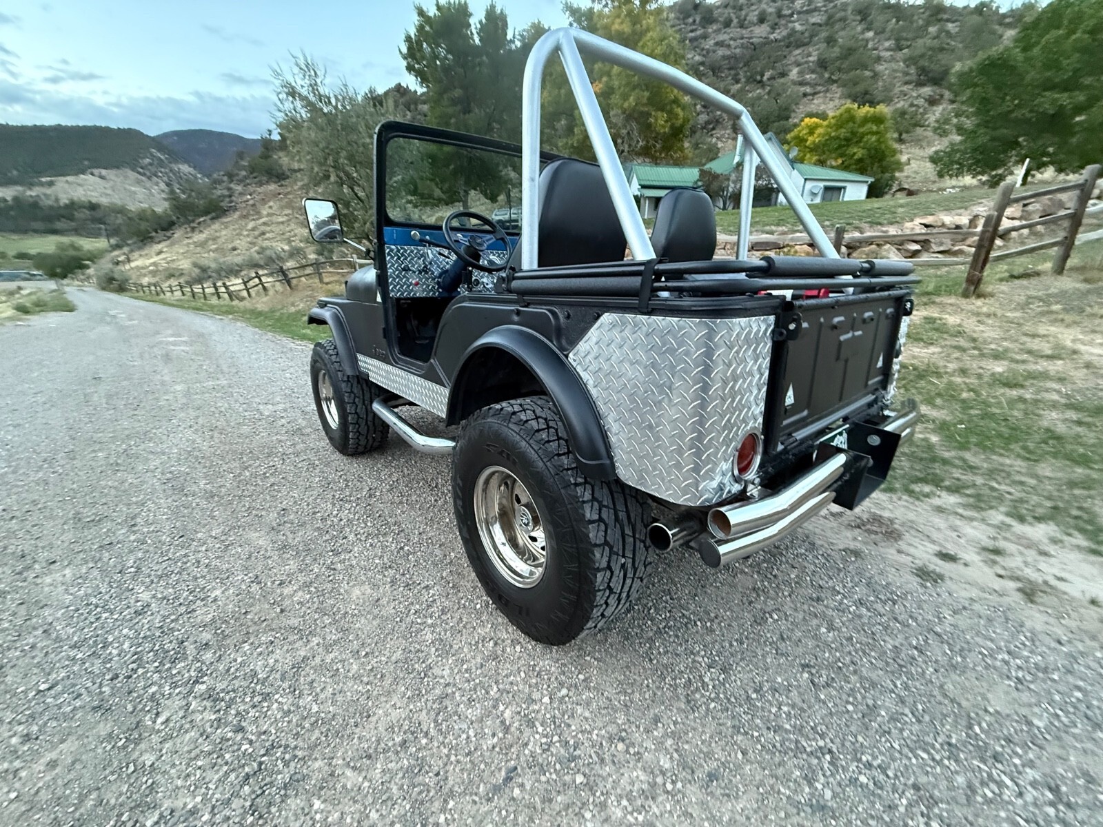 1974 Jeep CJ Carbon black body with diamond plating - photo 5