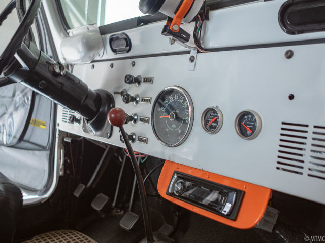 1974 Jeep Wrangler - photo 12