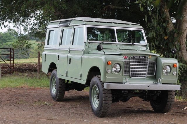 1974 Land Rover 109 Safari (Pre - Defender 110) - FULL, FRAME-OFF RESTORATION!!! 1974 Land Rover 109 Safari