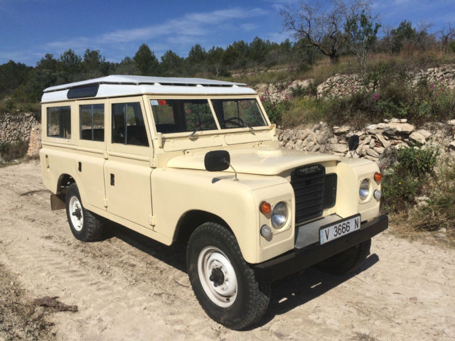 1974 Land Rover Defender - photo 2