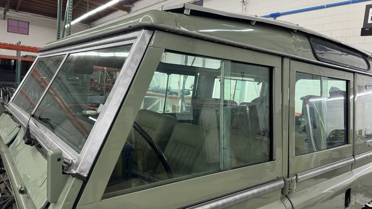 1974 Land Rover California - photo 11