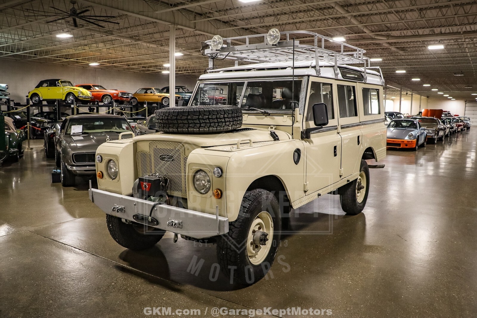 1974 Land Rover 109 Series III Wagon - photo 3