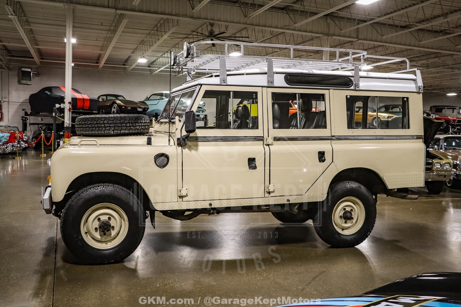 1974 Land Rover 109 Series III Wagon - photo 4