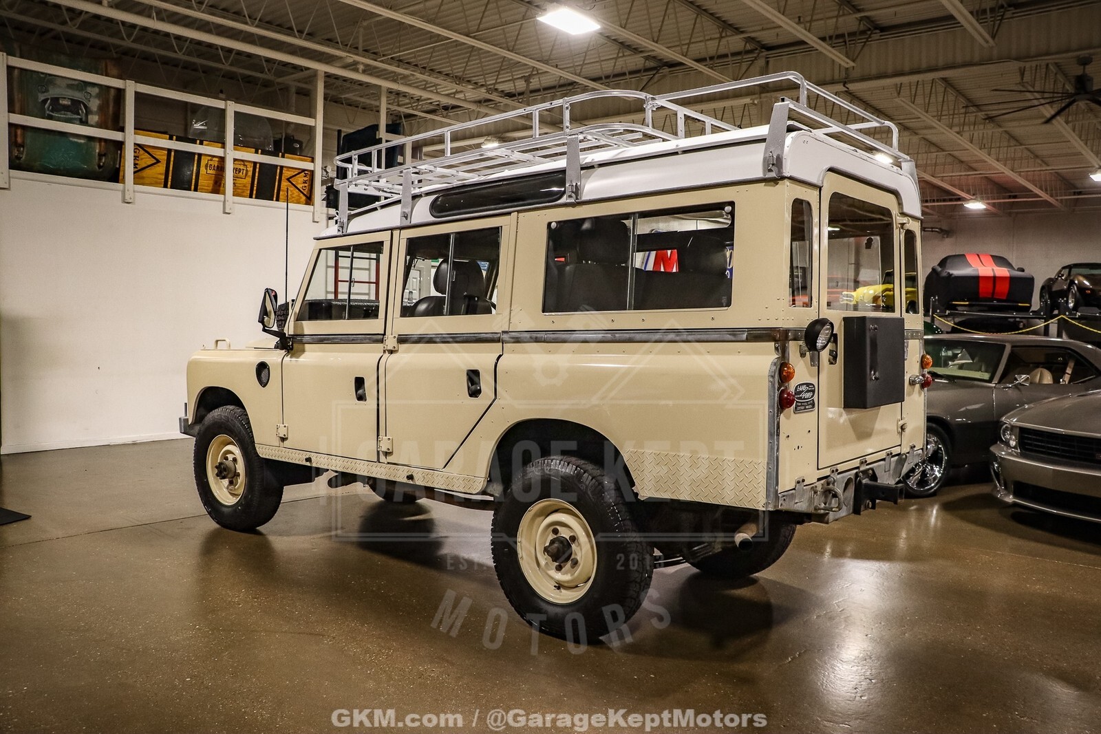 1974 Land Rover 109 Series III Wagon - photo 6