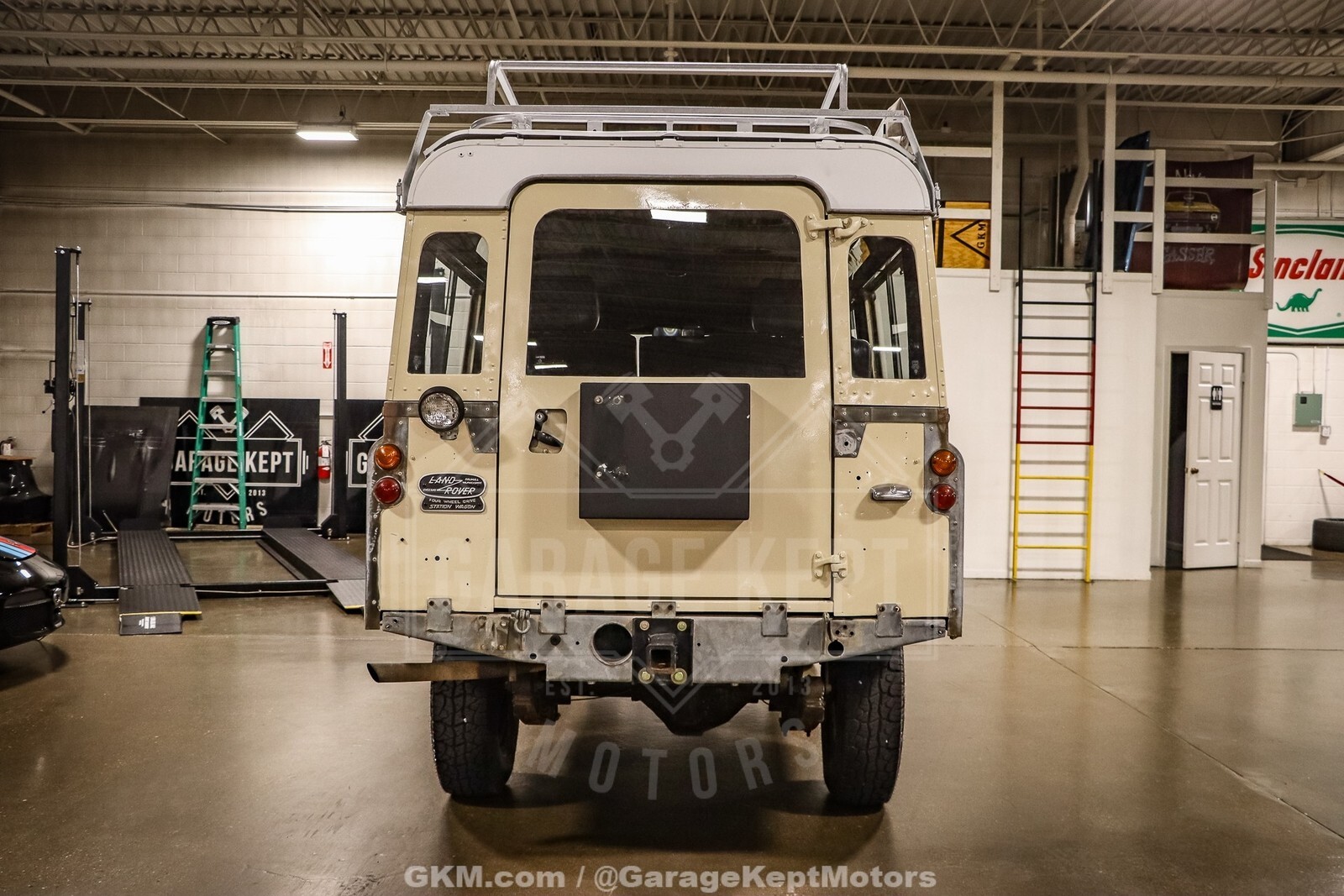 1974 Land Rover 109 Series III Wagon - photo 8