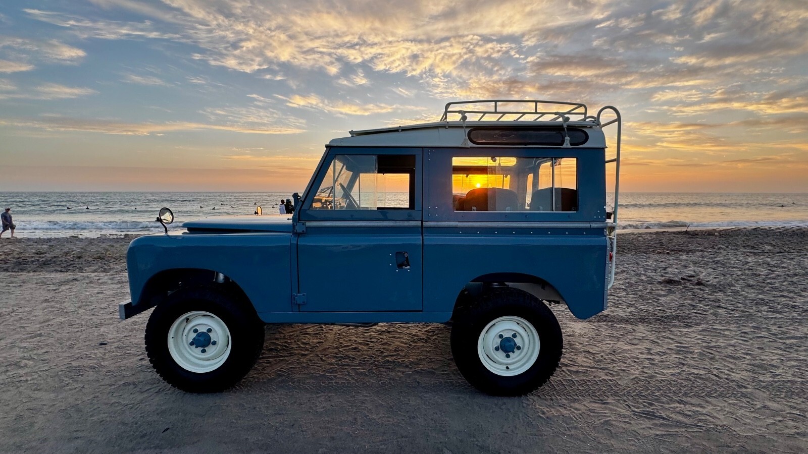 1974 Land Rover Defender - photo 3