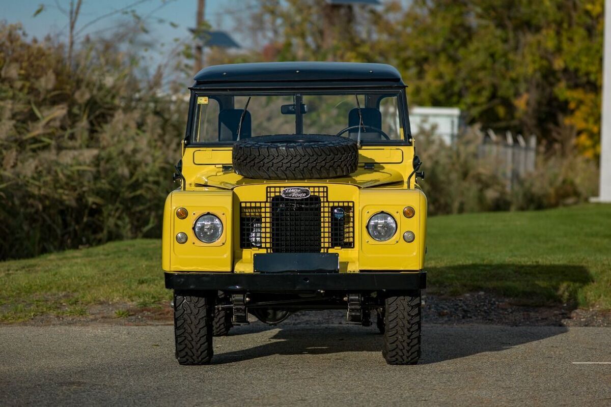 1974 Land Rover Defender Santana 109 Pickup - photo 3
