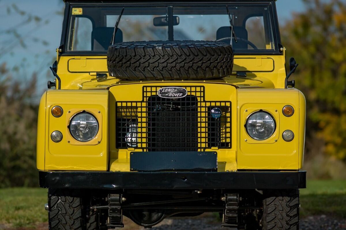1974 Land Rover Defender Santana 109 Pickup - photo 8