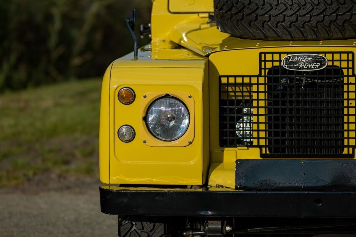 1974 Land Rover Defender Santana 109 Pickup - photo 9