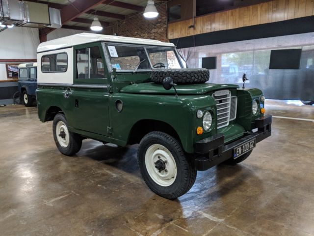 1974 Land Rover Defender Series-III 88 - photo 4
