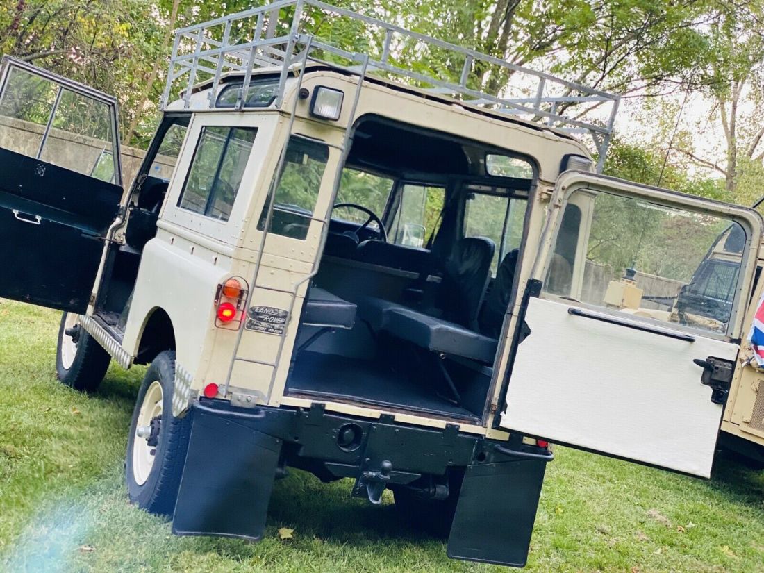 1974 Land Rover Series III 88 - photo 2