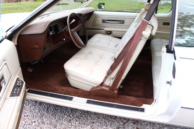 1974 Lincoln Continental Mark IV 48k ORIGINAL MILES Unrestored 140+ Pics - photo 12