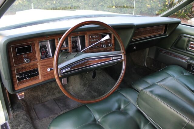 1974 Lincoln Continental Mark IV 51k ORIGINAL MILES 460 V8 100+ HD Pics - photo 11