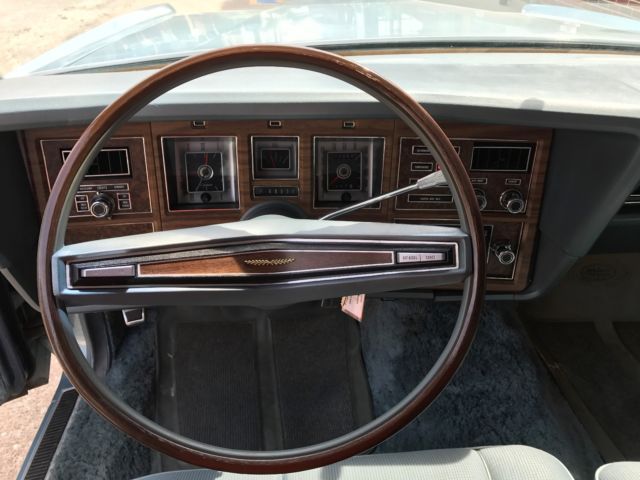 1974 Lincoln Continental - photo 12