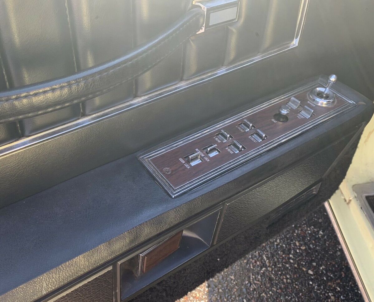 1974 Lincoln Continental - photo 9