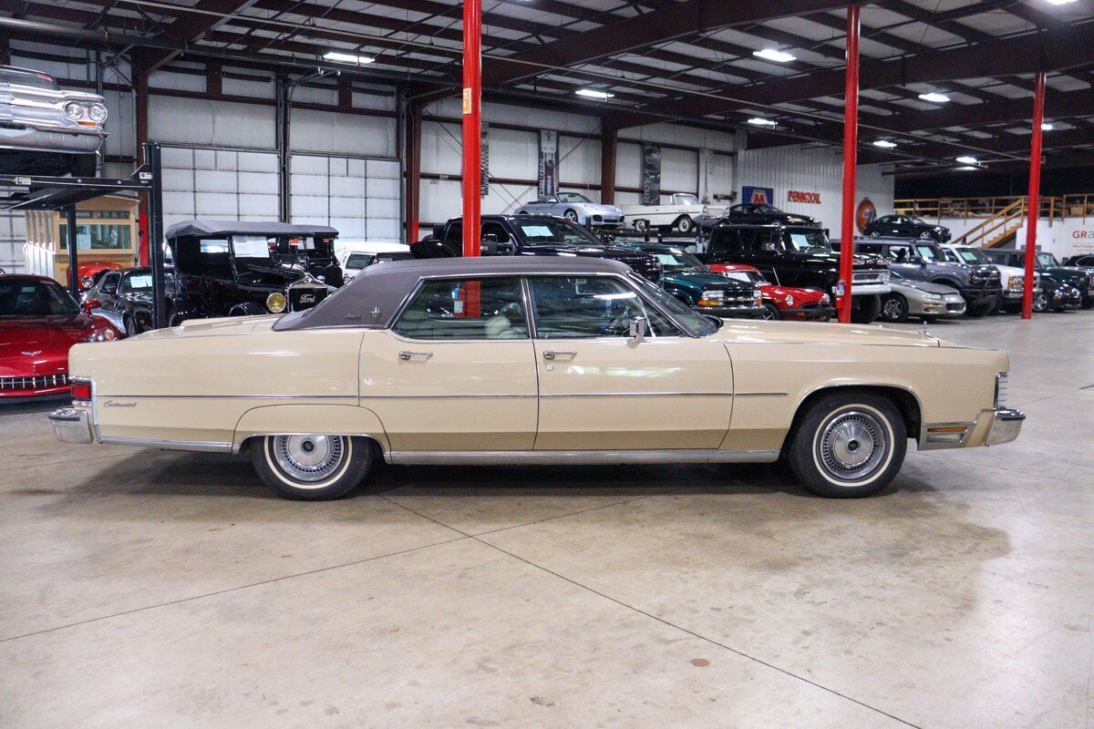 1974 Lincoln Continental Town Car - photo 10