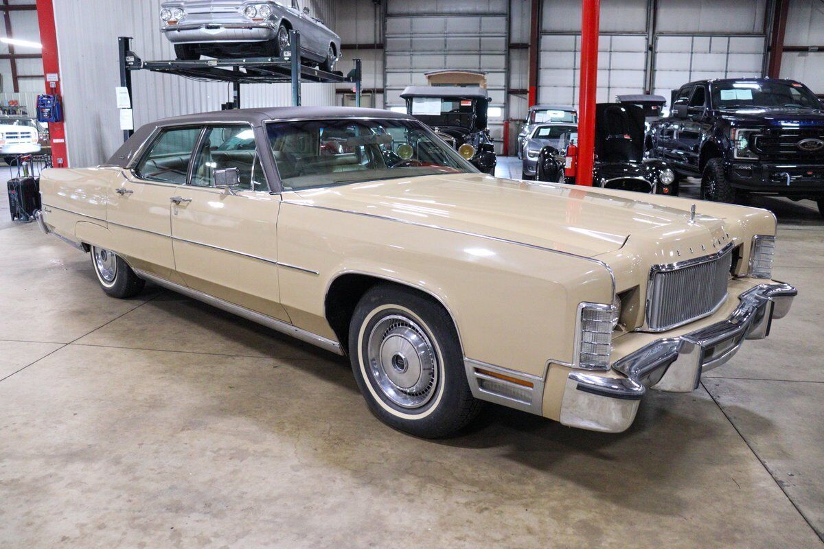 1974 Lincoln Continental Town Car - photo 12