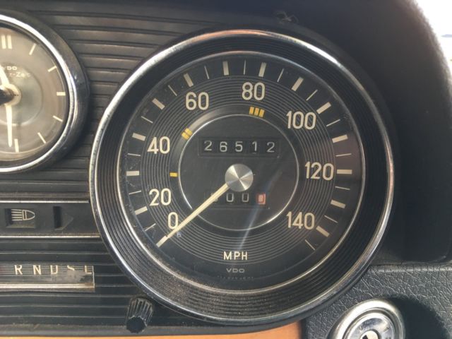 1974 Mercedes-Benz 200-Series - photo 6