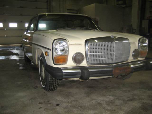 1974 MERCEDES 280C COUPE PROJECT M110 2.8L AUTO 1974 Mercedes-Benz 200-Series mercedes 280c