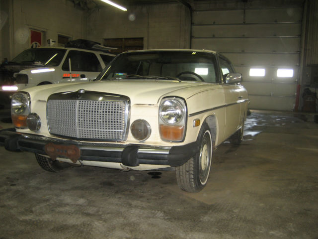 1974 Mercedes-Benz 200-Series mercedes 280c - photo 2